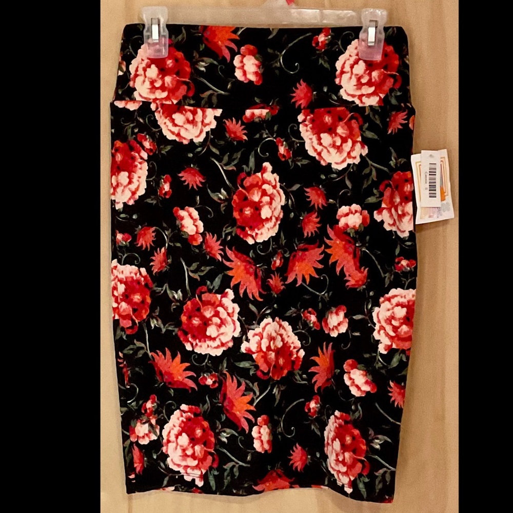 Lularoe Cassie Pencil Skirt - NWT